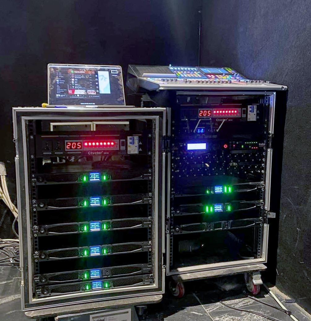 XP series amplifier.jpg